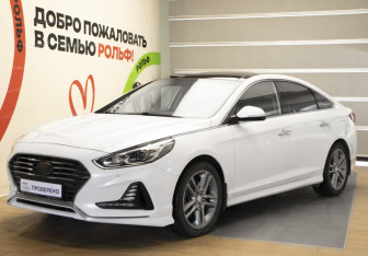 Подержанный автомобиль Hyundai Sonata 2017 года (1 фото)
