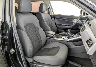 Подержанный автомобиль Geely Atlas 2018 года (23 фото)