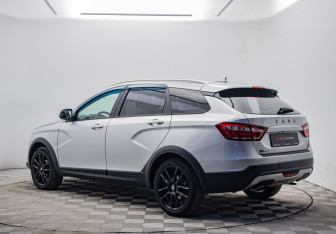 Подержанный автомобиль LADA (ВАЗ) Vesta Wagon 2020 года (7 фото)