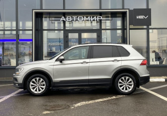 Подержанный автомобиль Volkswagen Tiguan 2017 года (8 фото)