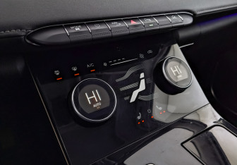 Подержанный автомобиль Exeed LX 2022 года (20 фото)