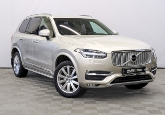 Подержанный автомобиль Volvo XC90 2017 года (3 фото)
