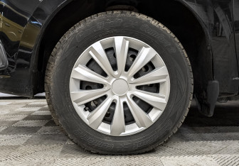 Подержанный автомобиль LADA (ВАЗ) Granta Sedan 2023 года (18 фото)