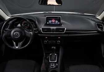 Подержанный автомобиль Mazda 3 Sedan 2014 года (11 фото)