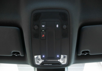 Подержанный автомобиль Audi A3 Hatchback 2021 года (26 фото)