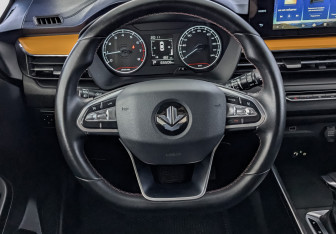 Подержанный автомобиль LIVAN X3Pro 2023 года (22 фото)