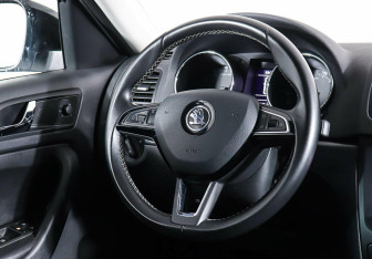 Подержанный автомобиль Skoda Yeti 2016 года (12 фото)