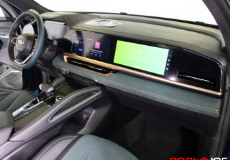 Подержанный автомобиль Geely Monjaro 2023 года (9 фото)