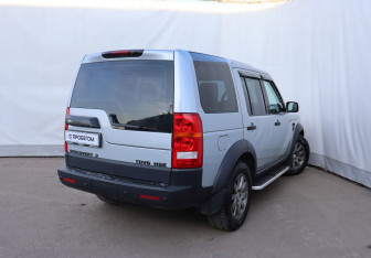 Подержанный автомобиль Land Rover Discovery 2008 года (4 фото)