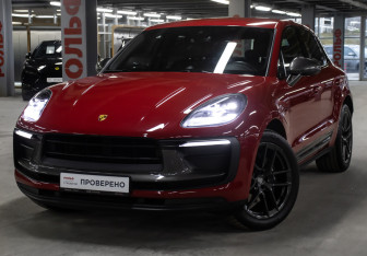 Подержанный автомобиль Porsche Macan 2023 года (25 фото)