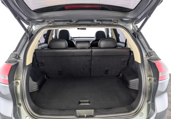 Подержанный автомобиль Geely Atlas 2019 года (10 фото)