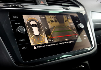 Подержанный автомобиль Volkswagen Tiguan 2021 года (30 фото)
