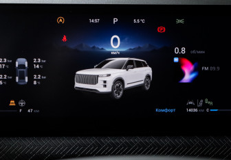 Подержанный автомобиль Jaecoo J7 2024 года (11 фото)