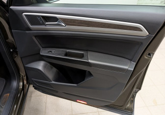 Подержанный автомобиль Volkswagen Teramont 2019 года (20 фото)