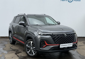 Подержанный автомобиль Changan CS35PLUS 2024 года (3 фото)