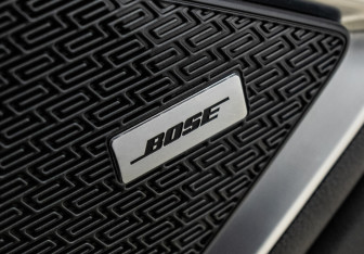 Подержанный автомобиль Geely Tugella 2023 года (21 фото)