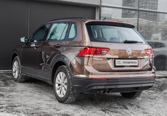 Подержанный автомобиль Volkswagen Tiguan 2017 года (6 фото)