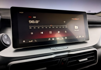 Подержанный автомобиль Geely Coolray 2023 года (24 фото)