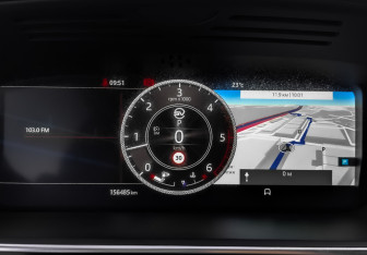 Подержанный автомобиль Land Rover Range Rover 2018 года (30 фото)