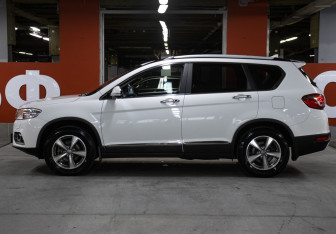 Подержанный автомобиль Haval H6 2017 года (8 фото)