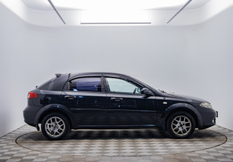 Подержанный автомобиль Chevrolet Lacetti Hatchback 2008 года (4 фото)