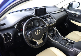 Подержанный автомобиль Lexus NX 2018 года (9 фото)