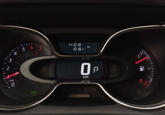 Подержанный автомобиль Renault Kaptur 2019 года (13 фото)