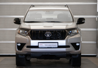 Подержанный автомобиль Toyota Land Cruiser Prado 2021 года (2 фото)