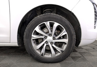 Подержанный автомобиль Haval Jolion 2023 года (17 фото)