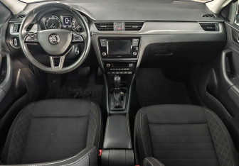 Подержанный автомобиль Skoda Rapid Liftback 2019 года (11 фото)