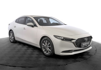 Подержанный автомобиль Mazda 3 Sedan 2019 года (3 фото)