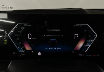 Новый BMW X5 2025 (13 фото)