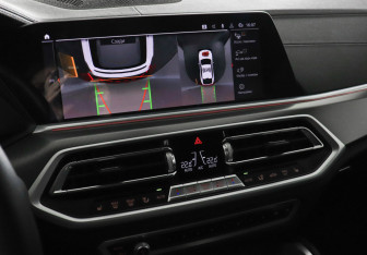 Подержанный автомобиль BMW X6 2021 года (17 фото)
