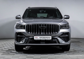 Подержанный автомобиль Geely Monjaro 2025 года (2 фото)