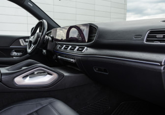 Подержанный автомобиль Mercedes-Benz GLE 2021 года (15 фото)