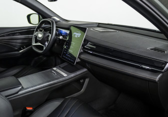 Подержанный автомобиль Geely Preface 2024 года (9 фото)