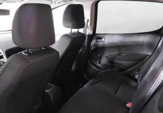 Подержанный автомобиль Peugeot 308 Hatchback 2009 года (12 фото)