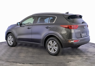 Подержанный автомобиль Kia Sportage 2018 года (7 фото)