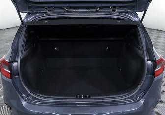 Подержанный автомобиль Kia Ceed Hatchback 2018 года (15 фото)