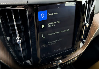 Подержанный автомобиль Volvo XC60 2019 года (28 фото)