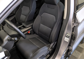 Подержанный автомобиль Geely Coolray 2023 года (20 фото)