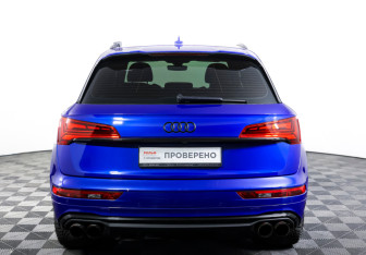 Подержанный автомобиль Audi Q5 2021 года (6 фото)