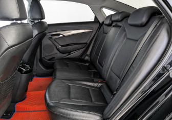 Подержанный автомобиль Hyundai i40 Sedan 2014 года (18 фото)