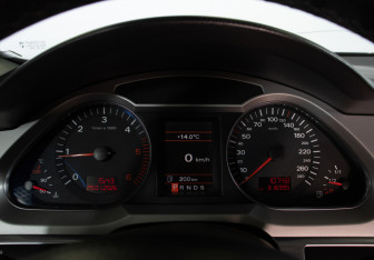 Подержанный автомобиль Audi A6 Sedan 2008 года (11 фото)