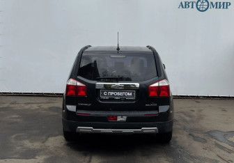 Подержанный автомобиль Chevrolet Orlando 2013 года (6 фото)