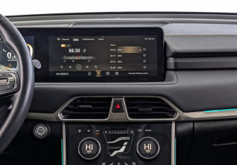 Подержанный автомобиль Exeed TXL 2023 года (17 фото)