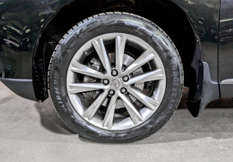 Подержанный автомобиль Lexus RX 2015 года (18 фото)