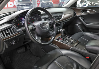 Подержанный автомобиль Audi A6 Sedan 2013 года (16 фото)