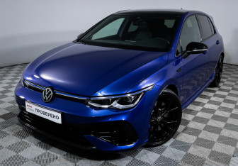 Подержанный автомобиль Volkswagen Golf R Hatchback 2023 года (17 фото)