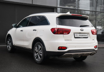 Подержанный автомобиль Kia Sorento 2019 года (6 фото)